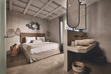 Noon Beyond Accommodation Milos - Image 4