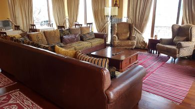 Aiora Luxury Suites - Image 6