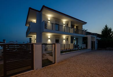 Aiora Suites by Booking Kottas - Image 5