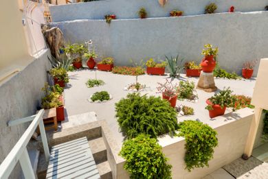 Akis Hotel Santorini - Image 3