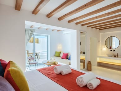 AKKADIAN Suite with plunge pool