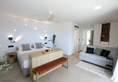 AKRIA THEA - Image 5