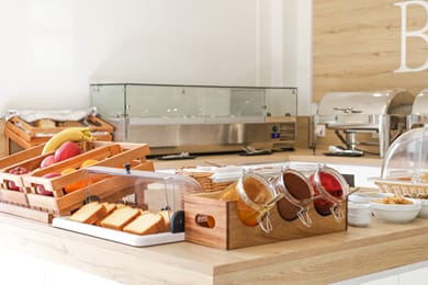 Akritas Hotel - Image 2