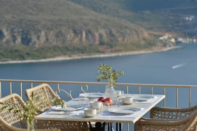 Akrolithi Boutique Hotel - Image 5