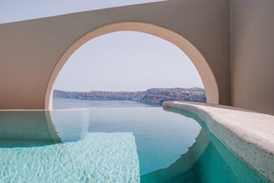 Akrorama Villa and Suites Santorini - Image 2