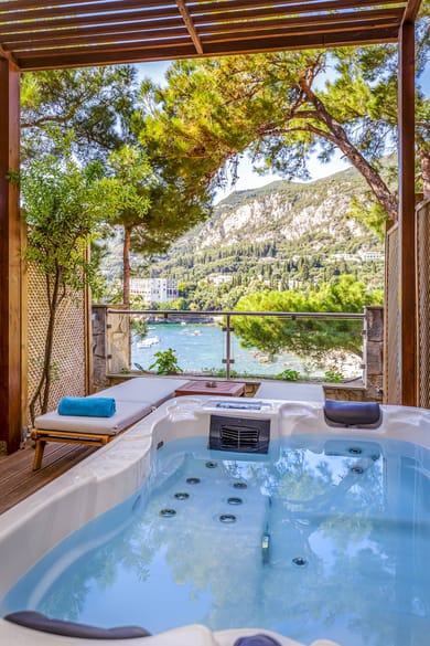 Private Deck with Jacuzzi