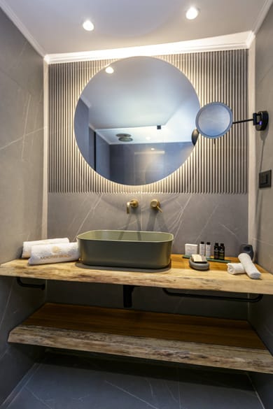 Private Deck with Jacuzzi