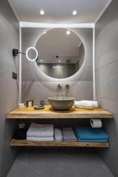 Superior West Side Bay View