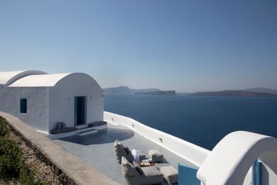 Akrotiri Cove Santorini - Image 4