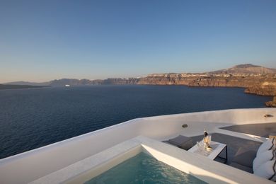 Akrotiri Cove Santorini - Image 7