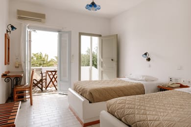 Standard Twin Room Sea View