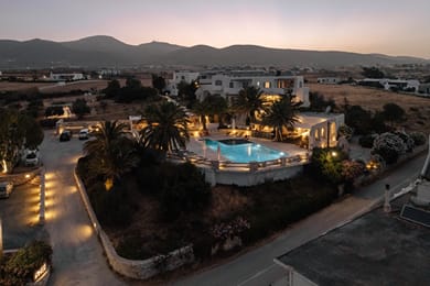 Pnoi Hotel Paros - Image 3