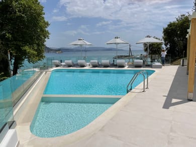 Alboro Seaside Suites - Image 6