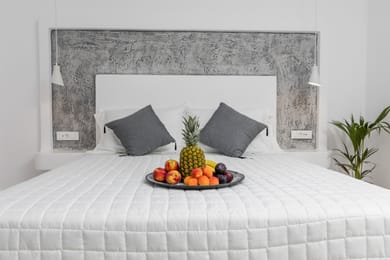 City Triple room