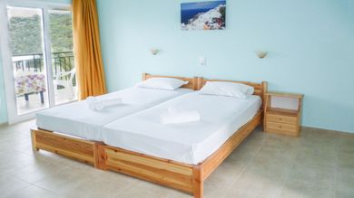 Alexandros Guest House - Image 7