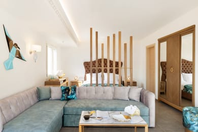 Front Suite with Private Pool