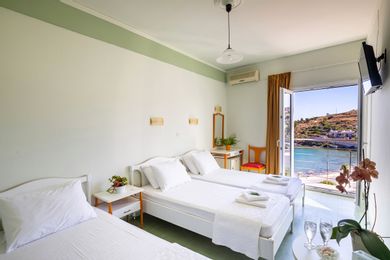 Triple Room Sea View