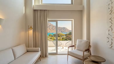 Penthouse Maisonette with Private Pool and Sea View
