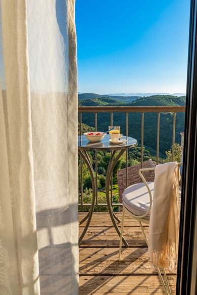 Alistos Hotel - Image 5