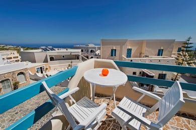 Alizea Villas & Suites - Image 2