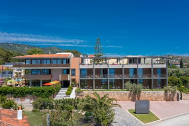 Alkyon Hotel - Image 2