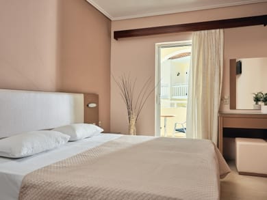 Twin Room with Pool View