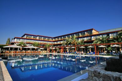 All Senses Ocean Blue Sea Side Resort & Spa - Image 6