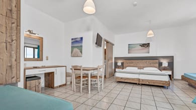 Triple Room Side Sea View