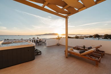 Almiriki Naxos Beachside Living - Image 4