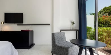 Family Connecting Inland View Rooms with Terrace