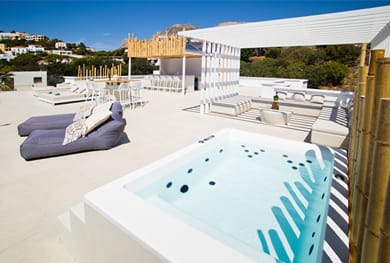 Almyra Seaside Luxury Suites - Image 5