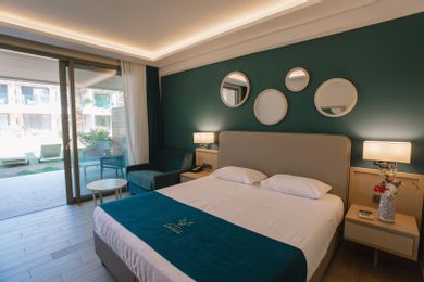 DELUXE DBL FOR SINGLE