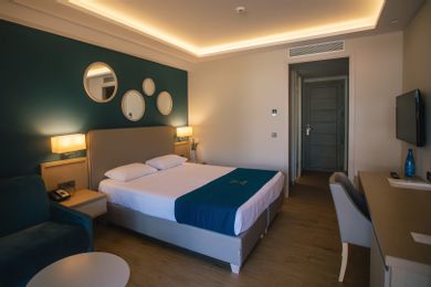 DELUXE DBL SEA VIEW