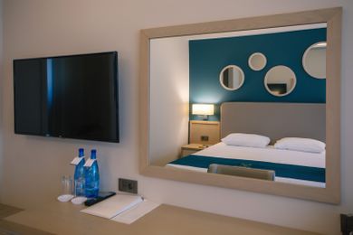 DELUXE DBL GARDEN VIEW