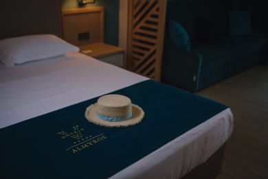 JUNIOR SUITE SWIM UP