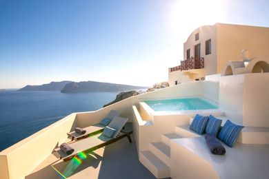 Two Bedroom Villa With Indoor & Outdoor Hot Tub [Mariniou]