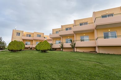 Alonia Hotel Apartments - Image 2