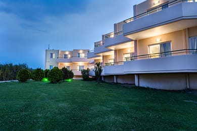 Alonia Hotel Apartments - Image 5