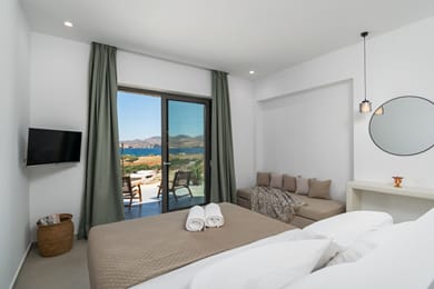 Aloni Suites Pollonia - Image 2