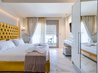 Standard Sea View Suite