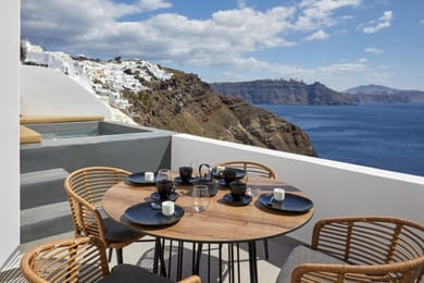 Family Suite ​with Outdoor Heated Jetted Tub