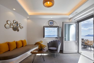 Family Suite ​with Outdoor Heated Jetted Tub