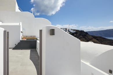 Deluxe Suite with Outdoor Heated Jetted Tub