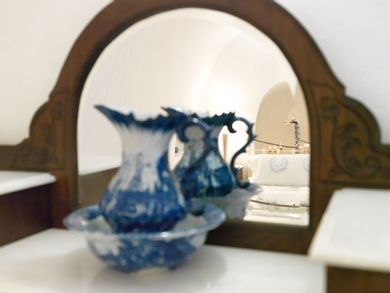 ADRALES CAVE HOUSE CALDERA VIEW BY K&K