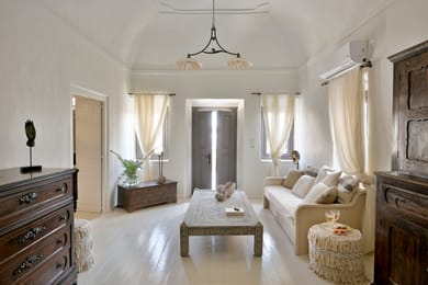 ALIA MANSION BY K&K (MEGALOCHORI VILLAGE)