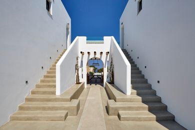 Altera Pars Suites Santorini - Image 4