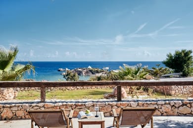 Deluxe Bungalow with Sea View 55m²