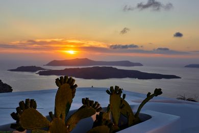 Panoramic View Suite with Full Privacy | Heated Plunge Pool - Upper Level