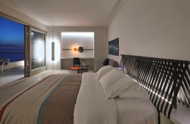 Unlimited Volcano View Suite with Private Veranda and Heated Plunge Pool