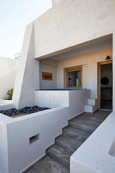 Alyvia Suites - Image 4